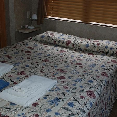 Three Rivers Resort Almont Dış mekan fotoğraf